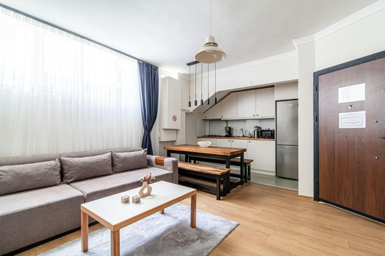 Gorgeous Apartment In The Heart Of Cihangir Istanbulská provincie Exteriér fotografie
